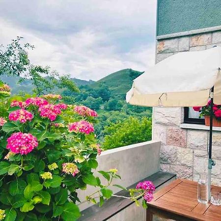 アレナス・デ・カブラレス Acogedora Casa En Arangas Cabralesヴィラ エクステリア 写真